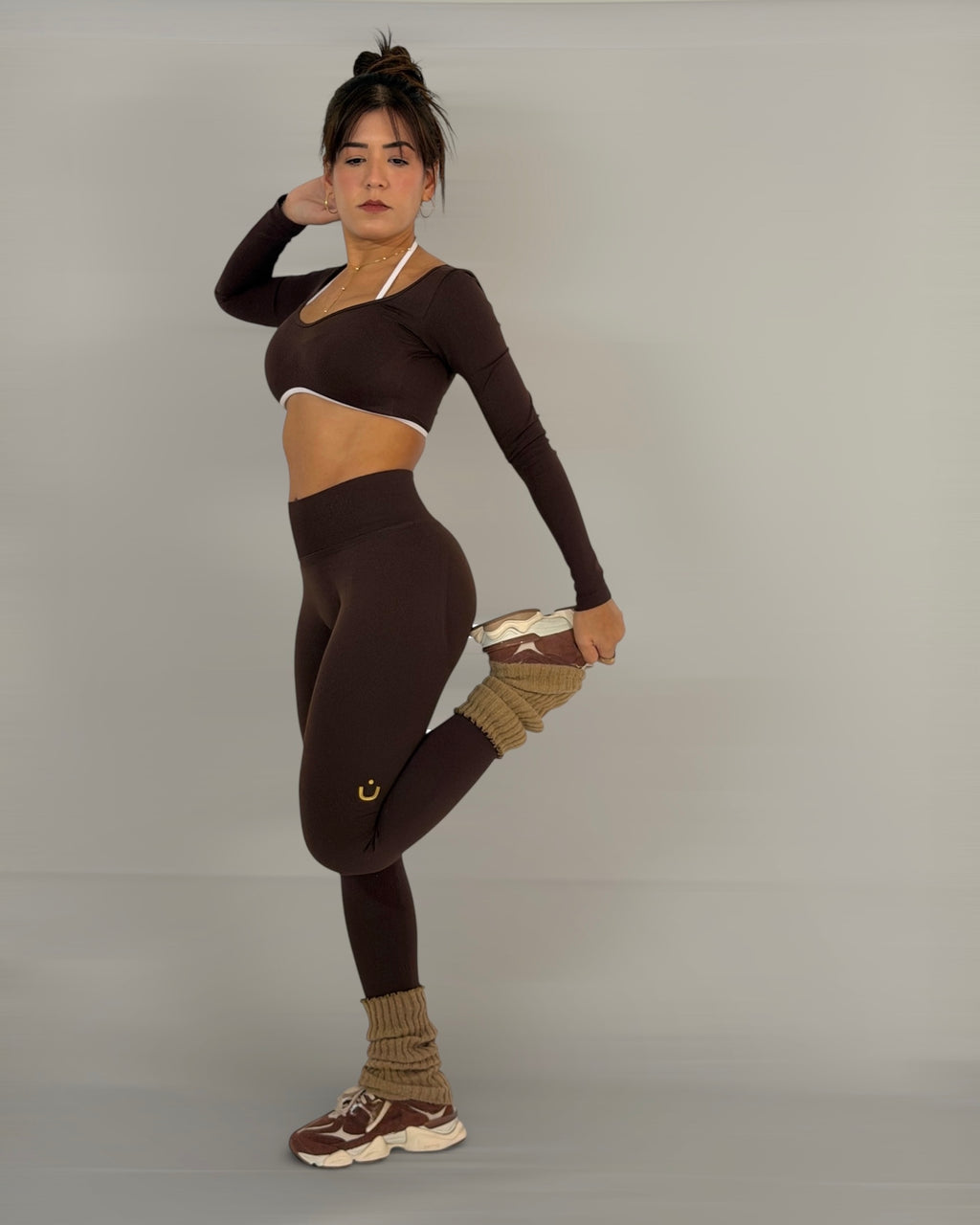 UNIKA Silhouette Top