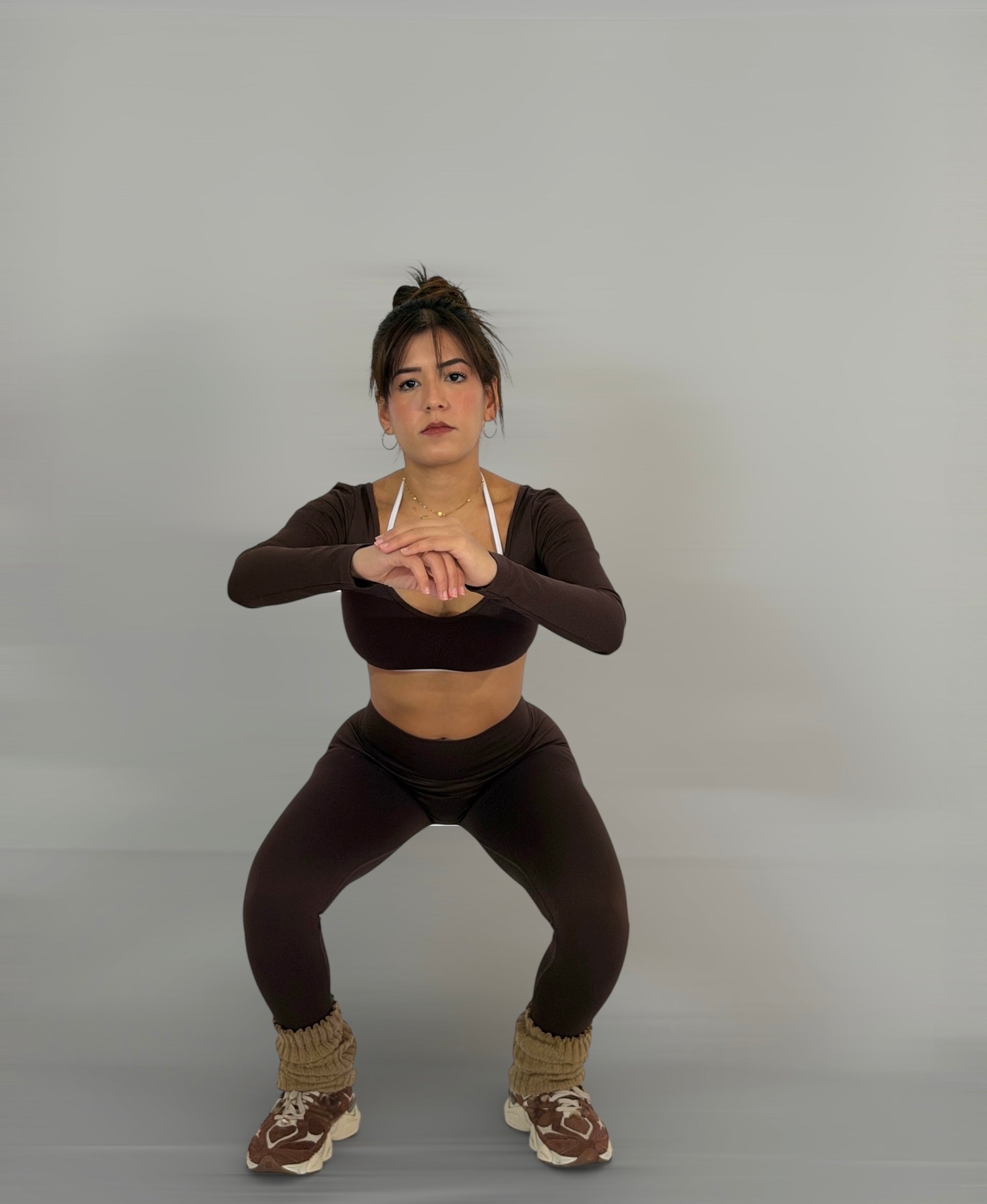 UNIKA Silhouette Top