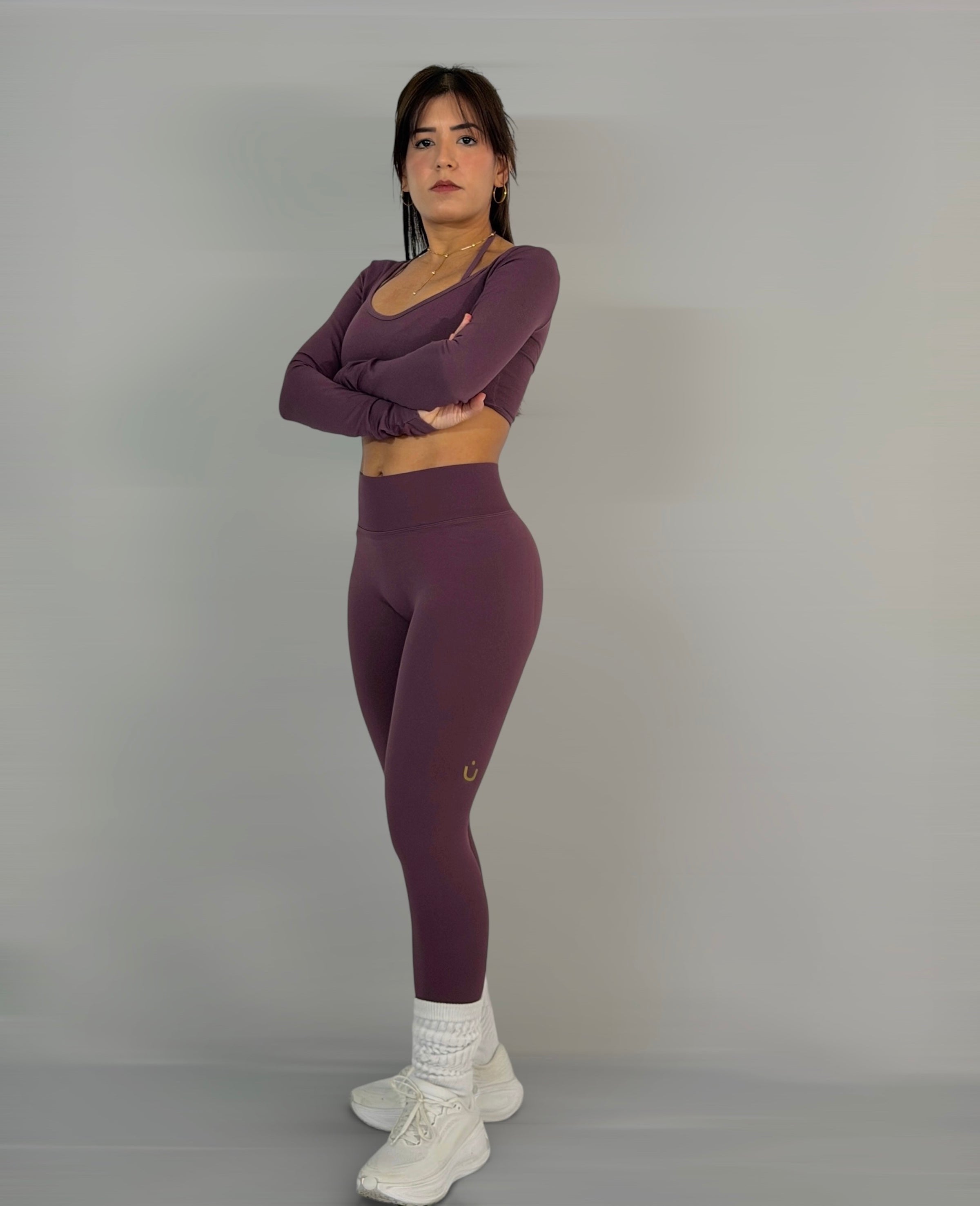 UNIKA Silhouette Top